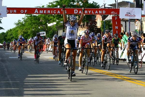 ShorewoodProWomenVictory