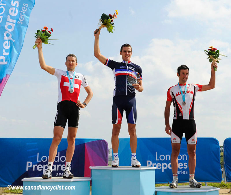 men podium