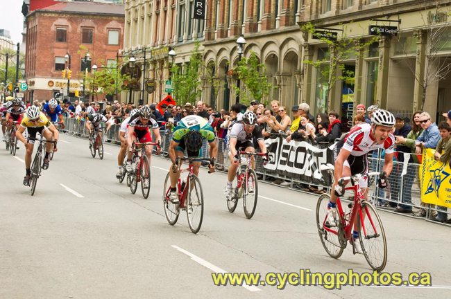 TorontoCrit_025